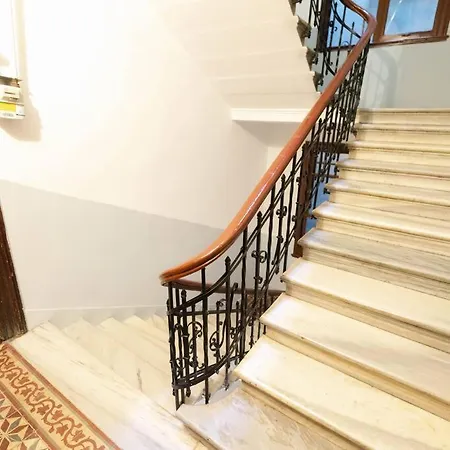 شقة Galata Kulesi'nin Tam Karsisinda Muhtesem اسطنبول